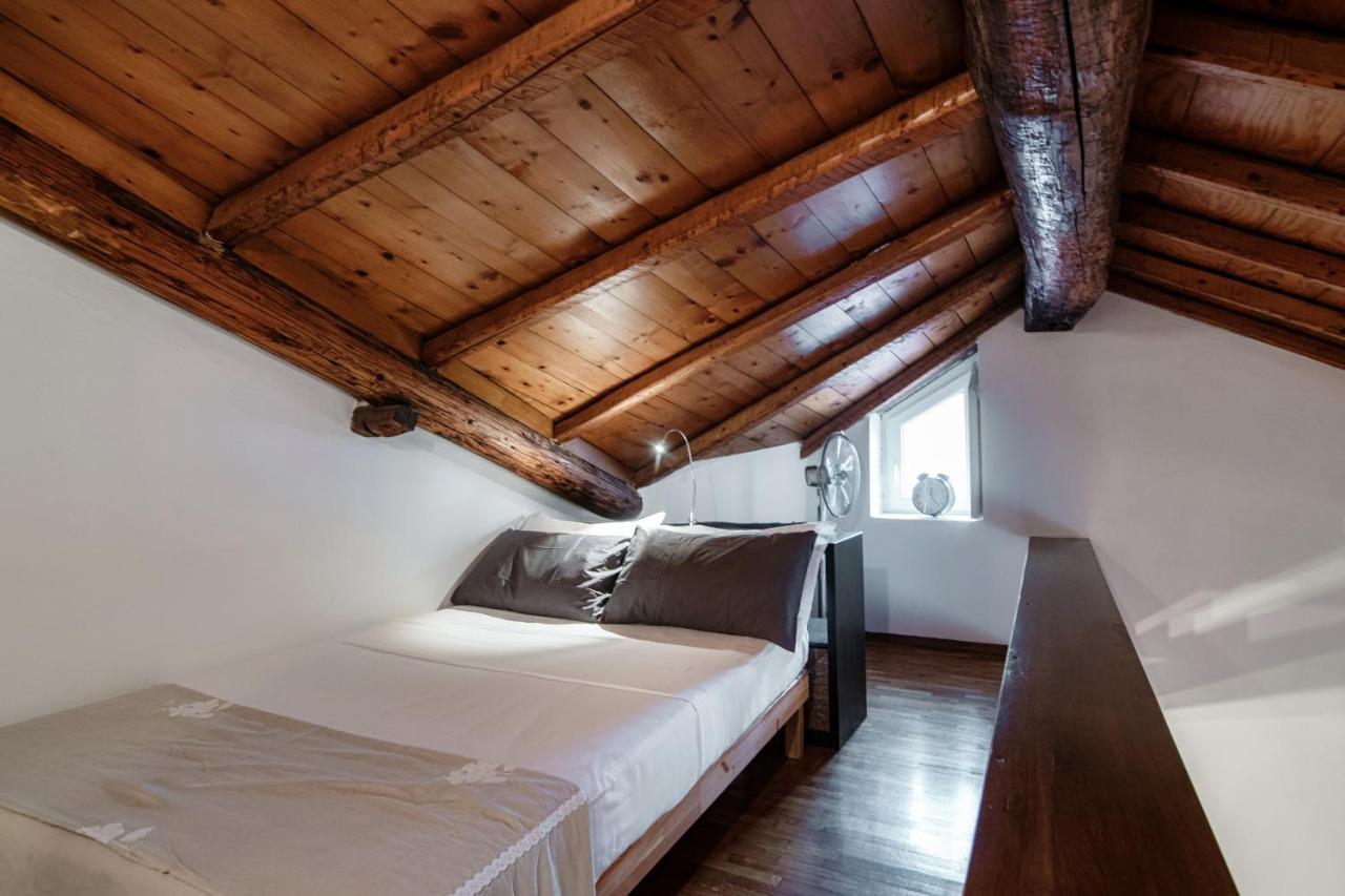 Suite Fontana - By Myhomeincomo Eksteriør bilde