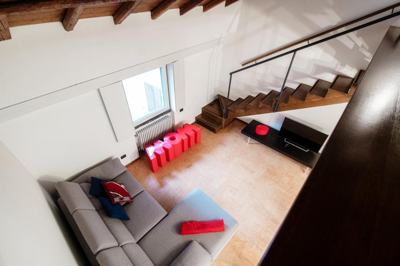 Suite Fontana - By Myhomeincomo Eksteriør bilde