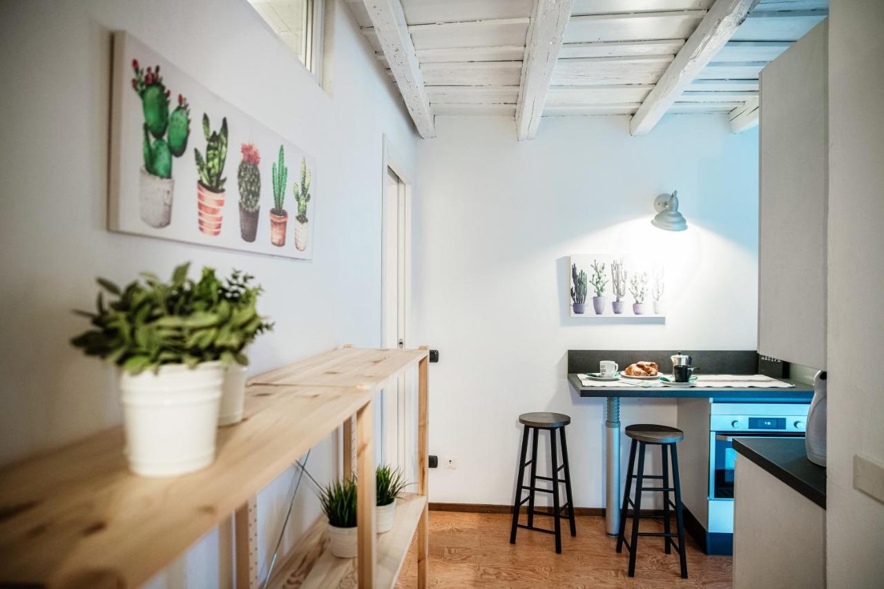 Suite Fontana - By Myhomeincomo Eksteriør bilde