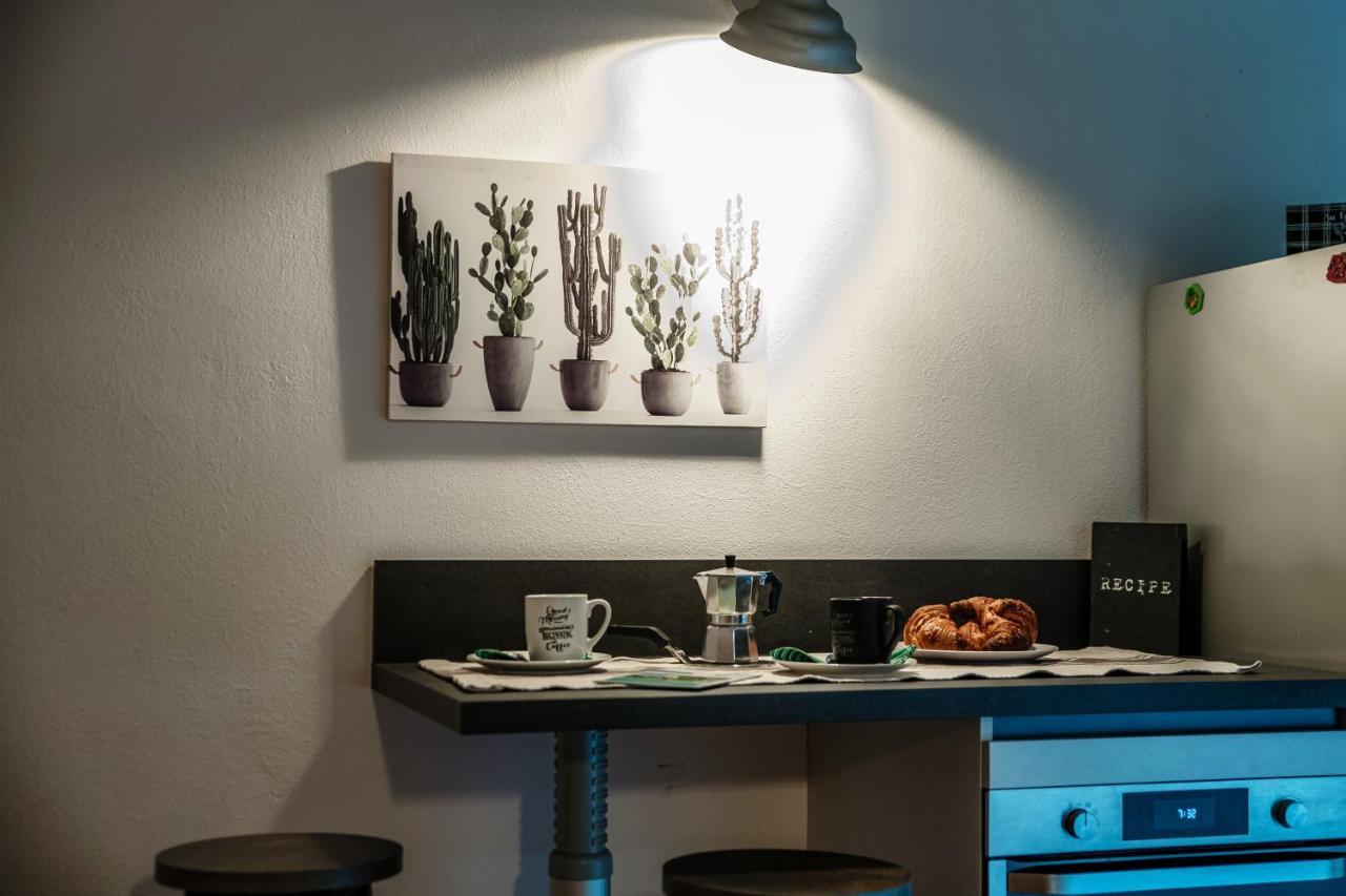 Suite Fontana - By Myhomeincomo Eksteriør bilde